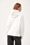 Oversize Kapüşonlu Kanguru Cepli Sweatshirt Beyaz