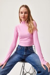 Parmak Geçme Detaylı  Esnek  Örme Bluz Pembe