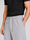 EtikmenErkek Gri Relax Fit Bağcıklı Baggy PantolonSpor Gömlek Modelleri