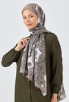 Bej Retro Desenli Şal 4002