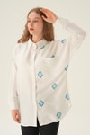 Beyaz Cepli Oversize Nakış Detay Gömlek 71481