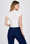 Beyaz Omuz Boncuk Detaylı Slim Fit Crop Tişört 9208M