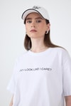Beyaz Yazı Baskılı Oversize Pamuklu Tişört 2150-5M