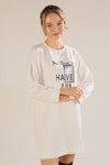 Beyaz Yazı Baskılı Sweat 3437