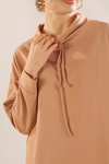 Bisküvi Yaka Bağcık Sweat 7383