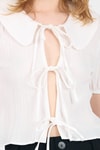 Bluz-Beyaz Bağlama Detaylı Bebe Yaka Crop Bluz 8064-rulem