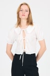 Bluz-Beyaz Bağlama Detaylı Bebe Yaka Crop Bluz 8064-rulem