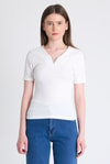 Bluz-Beyaz V Yaka Aksesuar Detaylı Slim Fit Tişört 9206M-rulem