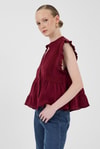 Bluz-Bordo Fırfır Kollu Dantel Detaylı %100 Pamuk Müslin Bluz 8039A-rulem
