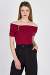 Bluz-Bordo Viskoz/Yumuşak Kumaş Madonna Yaka Toka Detaylı Bluz 1475-rulem