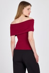 Bluz-Bordo Viskoz/Yumuşak Kumaş Madonna Yaka Toka Detaylı Bluz 1475-rulem