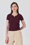 Bluz-Bordo Yaka Aksesuar Detaylı Örme Tişört 2224-rulem