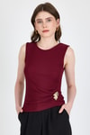 Bluz-Bordo Yan Toka Detaylı Büzgülü Kolsuz Bluz 020-rulem