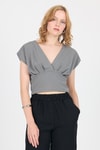 Bluz-Gri Vatkalı V Yaka Kruvaze Crop Bluz 4227-rulem