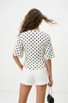 Bluz-Önü Dikişli Puantiyeli Yarasa Kol Bluz 097 Beyaz -rulem