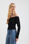 Bluz-Siyah Çapraz Madonna Yaka Bluz 12748-rulem