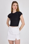 Bluz-Siyah Omuz Boncuk Detaylı Slim Fit Crop Tişört 9208M-rulem