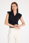 Bluz-Siyah Vatkalı Kruvaze Yaka Drapeli Bluz 2487-rulem