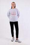 Gri Bisiklet Yaka Kalp Nakışlı Sweat 9175M
