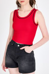 Kadın Atlet-Kırmızı Şerit Detaylı Örme Crop Atlet 1049-rulem