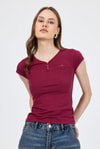 Kadın Body-Bordo V Yaka Düğmeli Cep Detaylı Slim Fit Tişört 2213-rulem