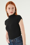 Kadın Body-Siyah Dik Yaka Kısa Kol Body 8174A-rulem