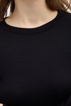 Kadın Body-Siyah Premium/Viskoz Yumuşak Kumaşlı Parmak Geçmeli Crop Bluz 8162A-rulem