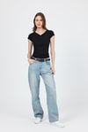 Kadın Body-Siyah V Yaka Düğmeli Cep Detaylı Slim Fit Tişört 2213-rulem