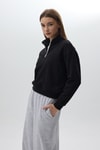 Kadın Sweatshirt-Siyah Dik Yaka Önü Fermuar Detaylı Kadın Sweatshirt 3110A-rulem