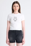 Kadın Tişört-Beyaz Ayıcık İşlemeli Slim Fit Crop Tişört 2217-rulem