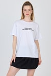 Kadın Tişört-Beyaz Yazı Baskılı %100 Pamuk Oversize Tişört 2150-8M-rulem