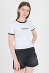 Kadın Tişört-Beyaz Yazı Baskılı Biyeli Pamuklu Slim Fit Tişört 9192M-rulem