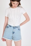 Kadın Tişört-Ekru Bisiklet Yaka Taş İşleme Detaylı Slim Fit Crop Tişört 1149-rulem