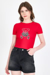 Kadın Tişört-Kırmızı Ayıcık Baskılı Leopar Detaylı Slim Fit Crop Tişört 0549-rulem