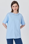 Kadın Tişört-Mavi Yaka Yazı Baskılı Oversize Pamuklu Tişört 2150-34M-rulem