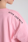 Kadın Tişört-Pembe Omuz Yazı Baskılı %100 Pamuk Oversize Tişört 2150-30M-rulem