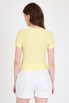 Kadın Tişört-Sarı Taş İşleme Detaylı V Yaka Slim Fit Tişört 0949-rulem