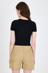 Kadın Tişört-Siyah Ayıcık Baskılı Leopar Detaylı Slim Fit Crop Tişört 0549-rulem