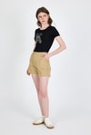 Kadın Tişört-Siyah Ayıcık Baskılı Leopar Detaylı Slim Fit Crop Tişört 0549-rulem