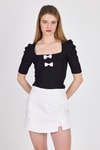 Kadın Tişört-Siyah Kare Yaka Fiyonk DetaylI Crop Bluz 1349-rulem