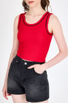 Kırmızı Şerit Detaylı Örme Crop Atlet 1049