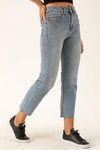 Paçası Kesik Mom Jean - 5112-1 Kar Yıkama