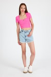 Pembe Kare Yaka V Kesim Detaylı Crop Bluz 10432