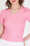 Pembe Taş İşleme Detaylı V Yaka Slim Fit Tişört 0949