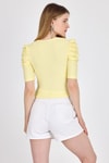Sarı Kare Yaka Fiyonk Detaylı Crop Bluz 1349