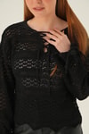 Siyah Bağcık Detay Ajurlu Bluz 2421