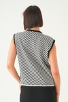 Siyah Düğme Detay Yelek 24002