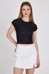 Siyah Omuz Boncuk Detaylı Slim Fit Crop Tişört 9208M