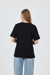 Siyah Yazı Baskılı Pamuklu Oversize Tişört 2150-6M