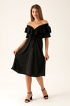 Yaka Gipe Detay Volanlı Elbise - 2620 Siyah